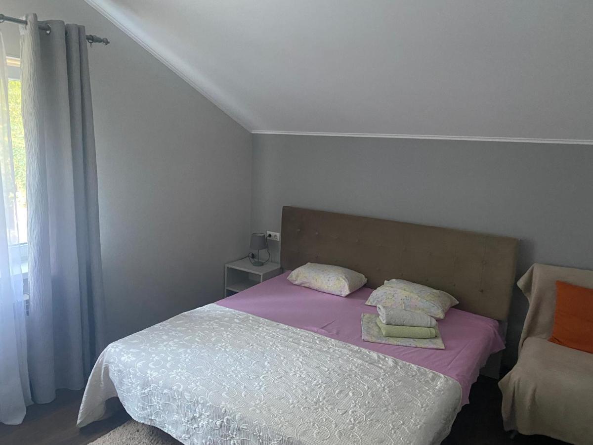 Guest House Olzhycha 45 Б Kiev Esterno foto