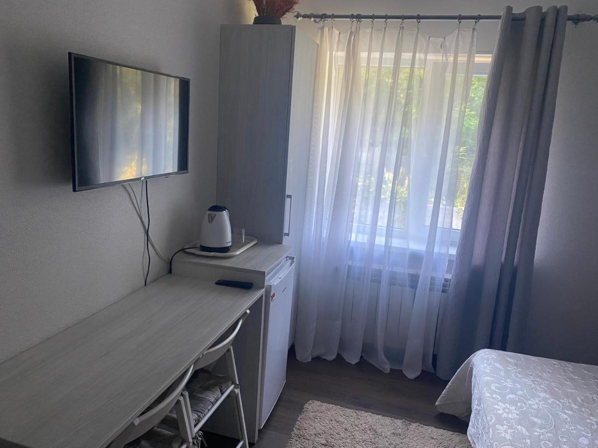 Guest House Olzhycha 45 Б Kiev Esterno foto